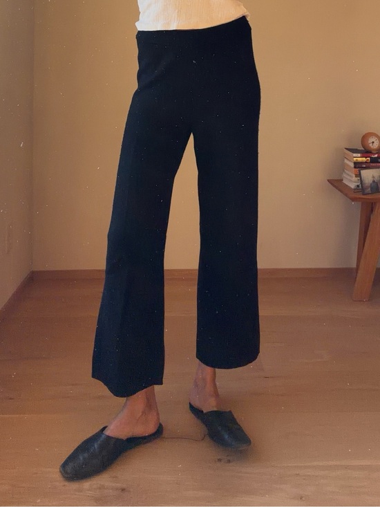 Kilte Pants - KILTE Wide-Leg Black Women's Pants - Minimal High-Rise TrousersWASHABLE CASHMERE